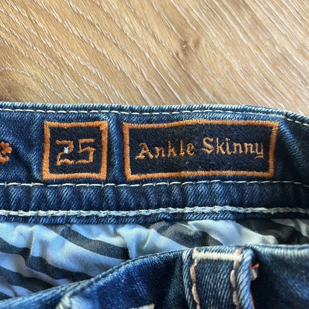 ROCK REVIVAL Martia Ankle Skinny Jeans - Picture 9 of 10